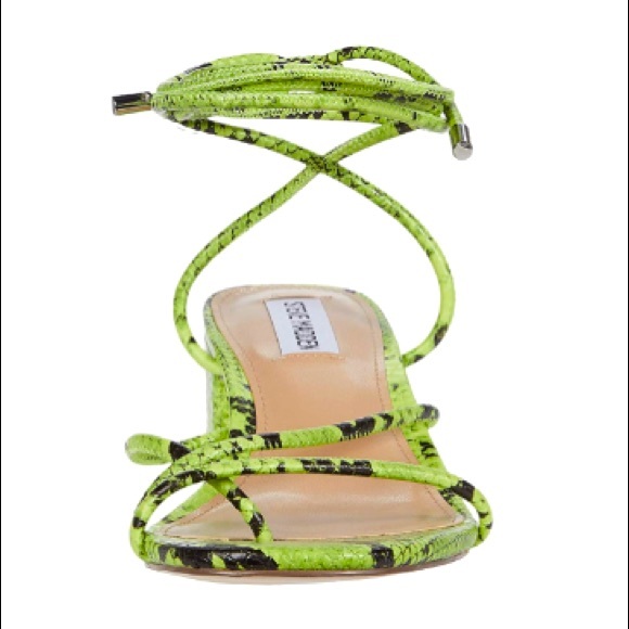 NWT Steve Madden Impressed Neon Green Snake Print Ankle Wrap Dress Sandals - Picture 2 of 6